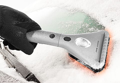 Heated Ice Scraper 1